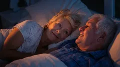 Porque é que, com a idade, começa a acordar cada vez mais cedo?