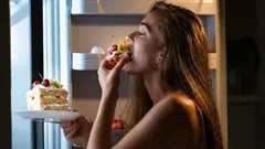 Fome constante: 7 razões pelas quais volta pouco depois de comer