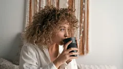 Beber café em jejum de manhã: pode ou não pode?