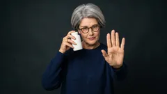 Hábitos a abandonar após os 60 anos para viver uma vida longa e feliz