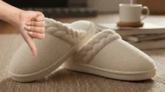 Chinelos de andar por casa saíram de moda: a nova tendência de 2026 é muito mais confortável e prática