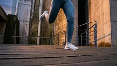 O que a psicologia diz sobre pessoas que andam sempre depressa